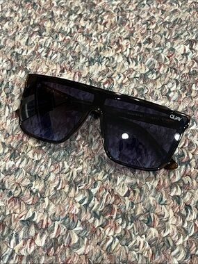 Quay Australia Tortoiseshell Rectangle Sunglasses — Brown Frames